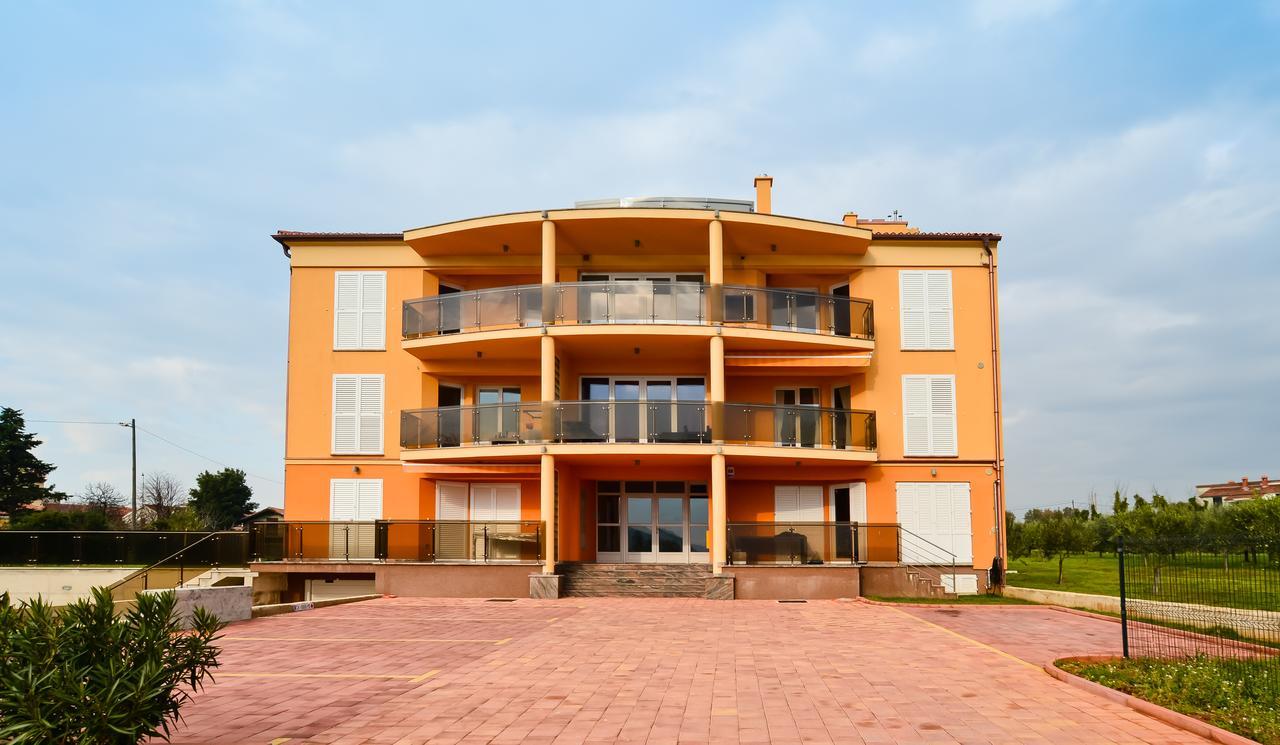 Apartman Andrea L Помер Екстер'єр фото